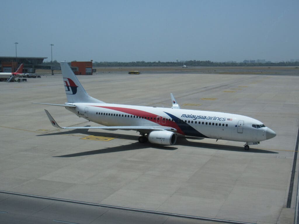 Malaysia Airlines 737-800