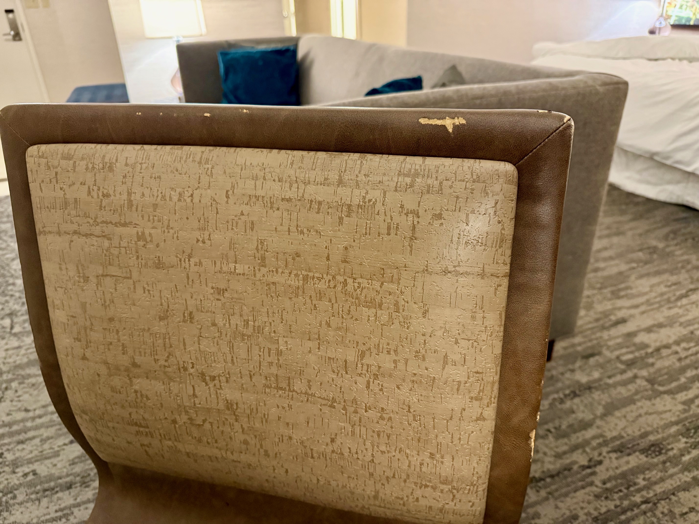 a chair in a room