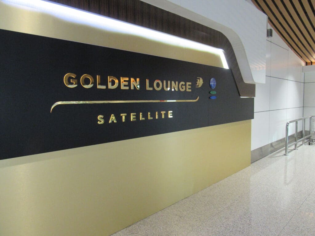 Malaysia Airlines Golden Falcon Lounges
