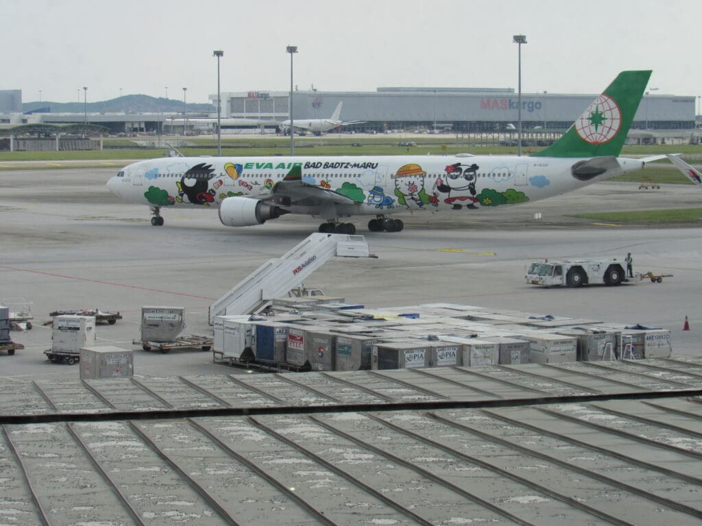 EVA Air Hello Kitty A330