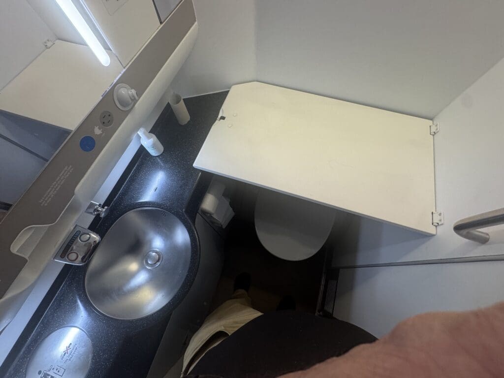 a sink and toilet in a bathroom