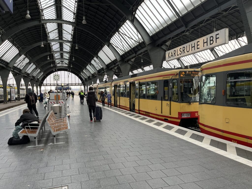 a train at a train station