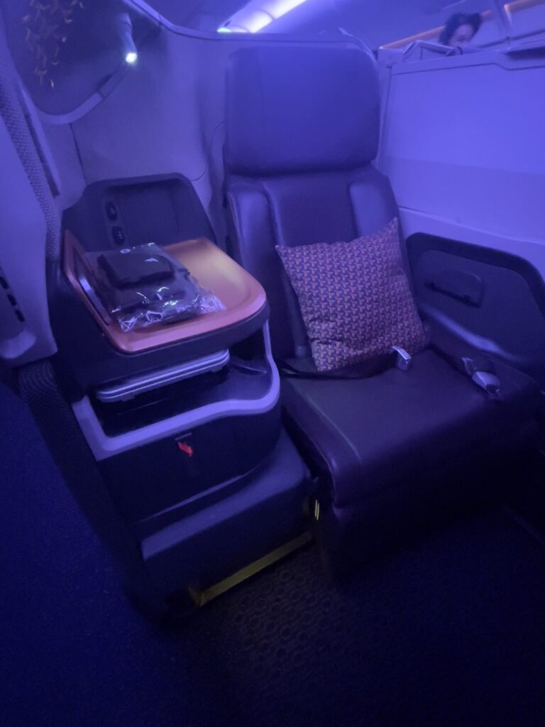 Singapore Airlines Business Class