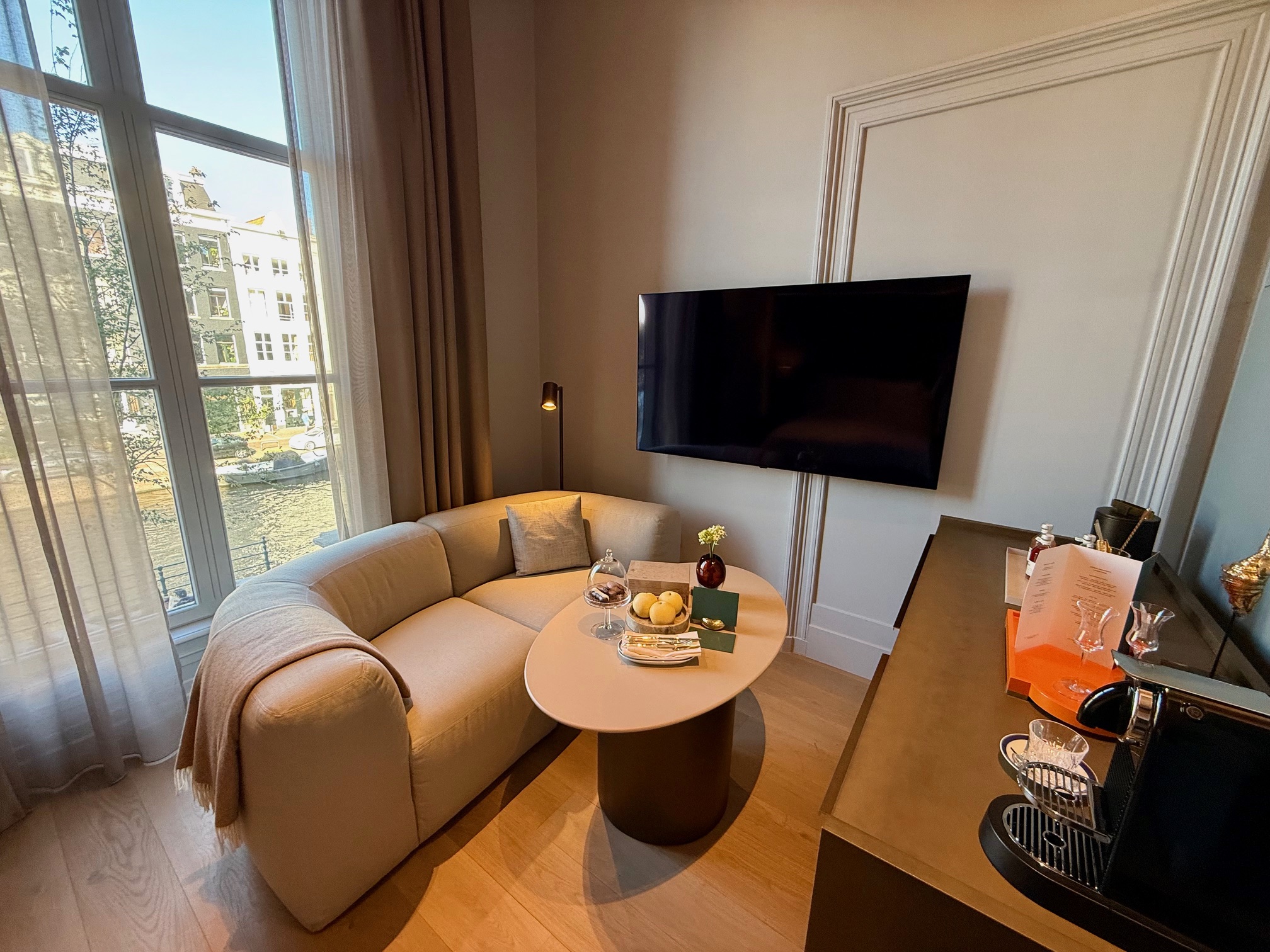 travelupdate.com - Takeoff To Travel - New Luxury Hotel Review: Rosewood Amsterdam