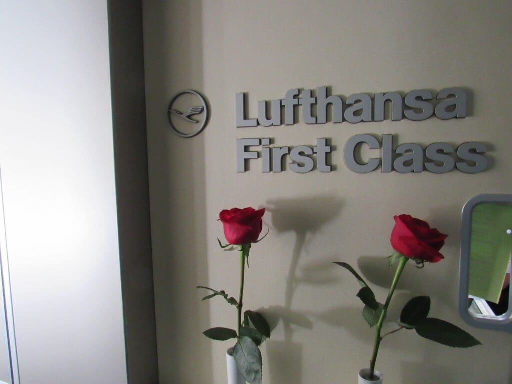Lufthansa First Class Galley/Entry