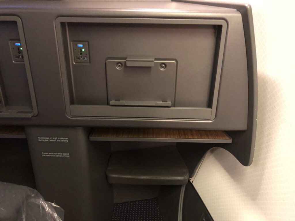 Not Adding IFE Screens was a "Penny-wise, Pound-foolish" Decision for these planes.