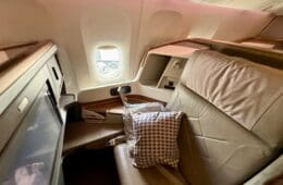 Singapore Airlines Business Class 777
