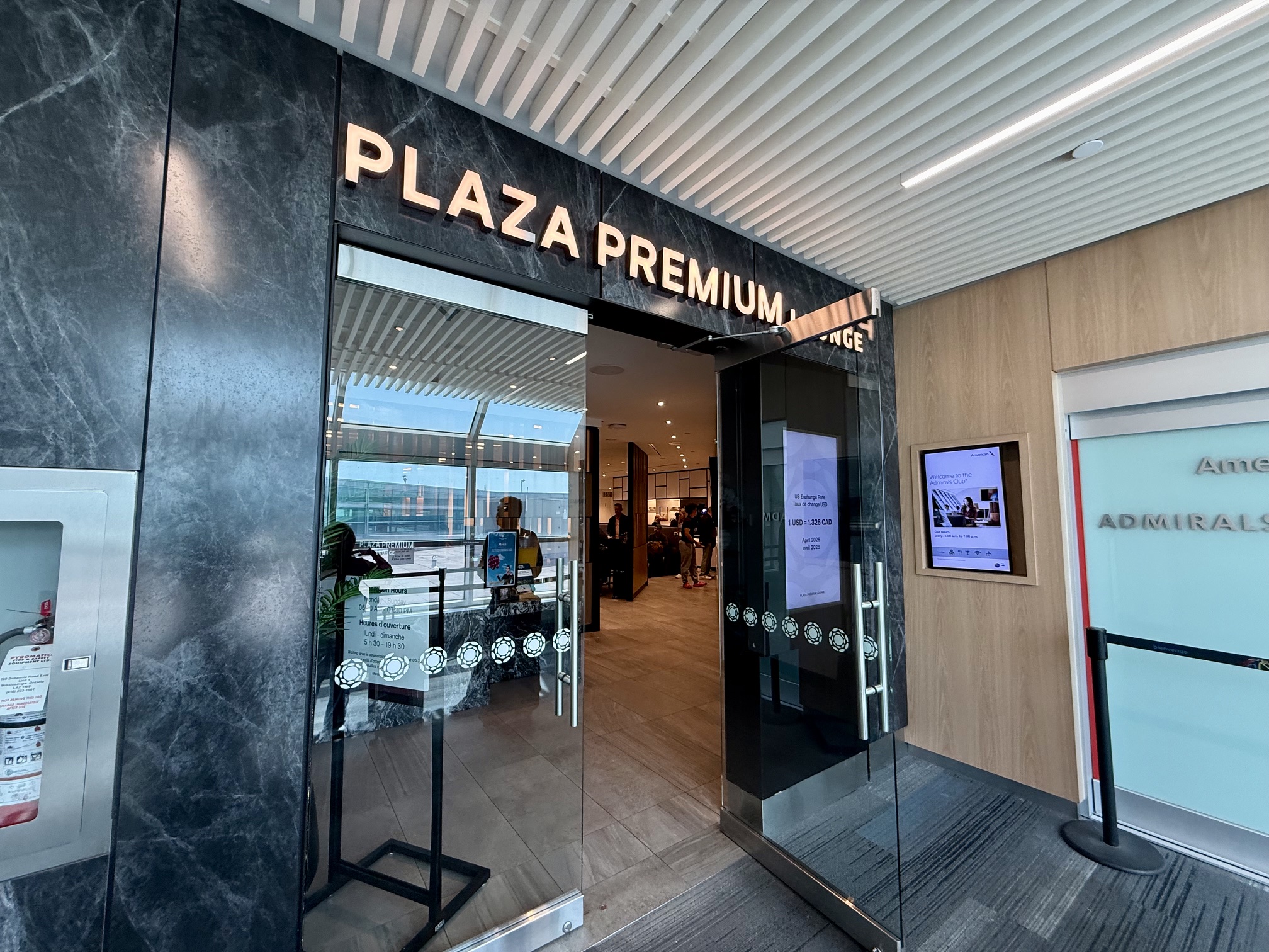 Plaza Premium Lounge Toronto