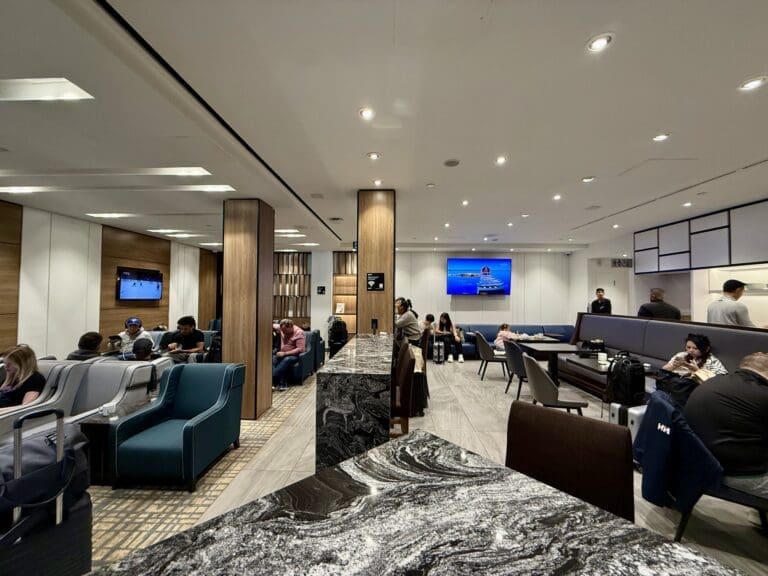 Plaza Premium Lounge Toronto