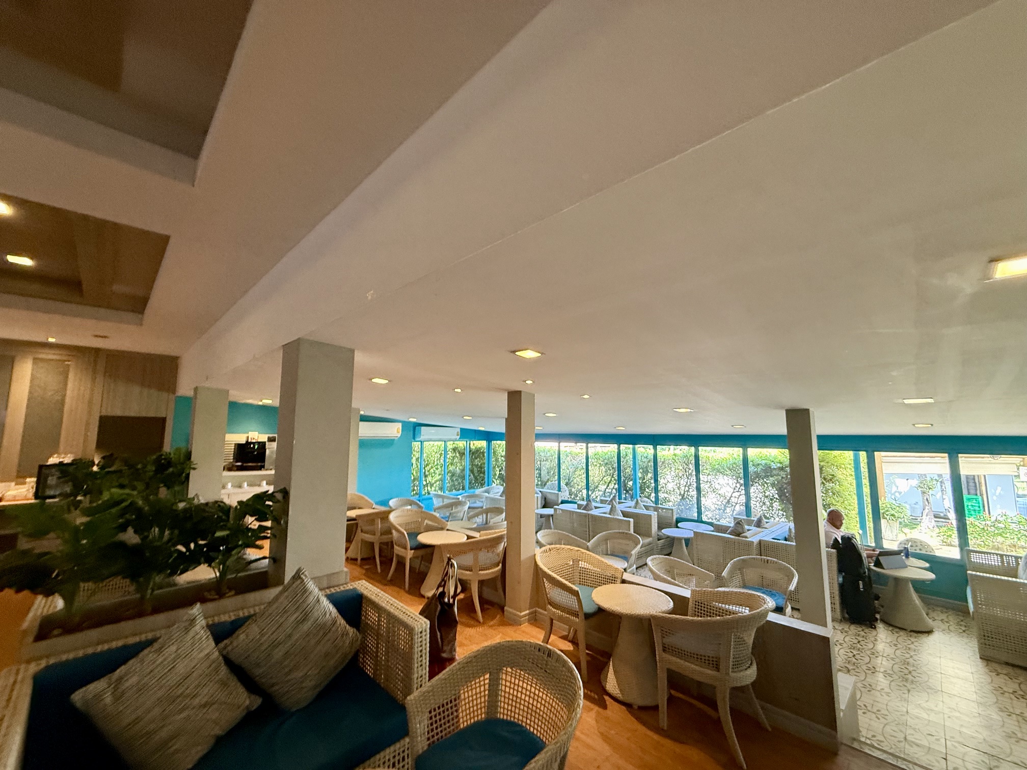 Blue Ribbon Club Lounge Samui