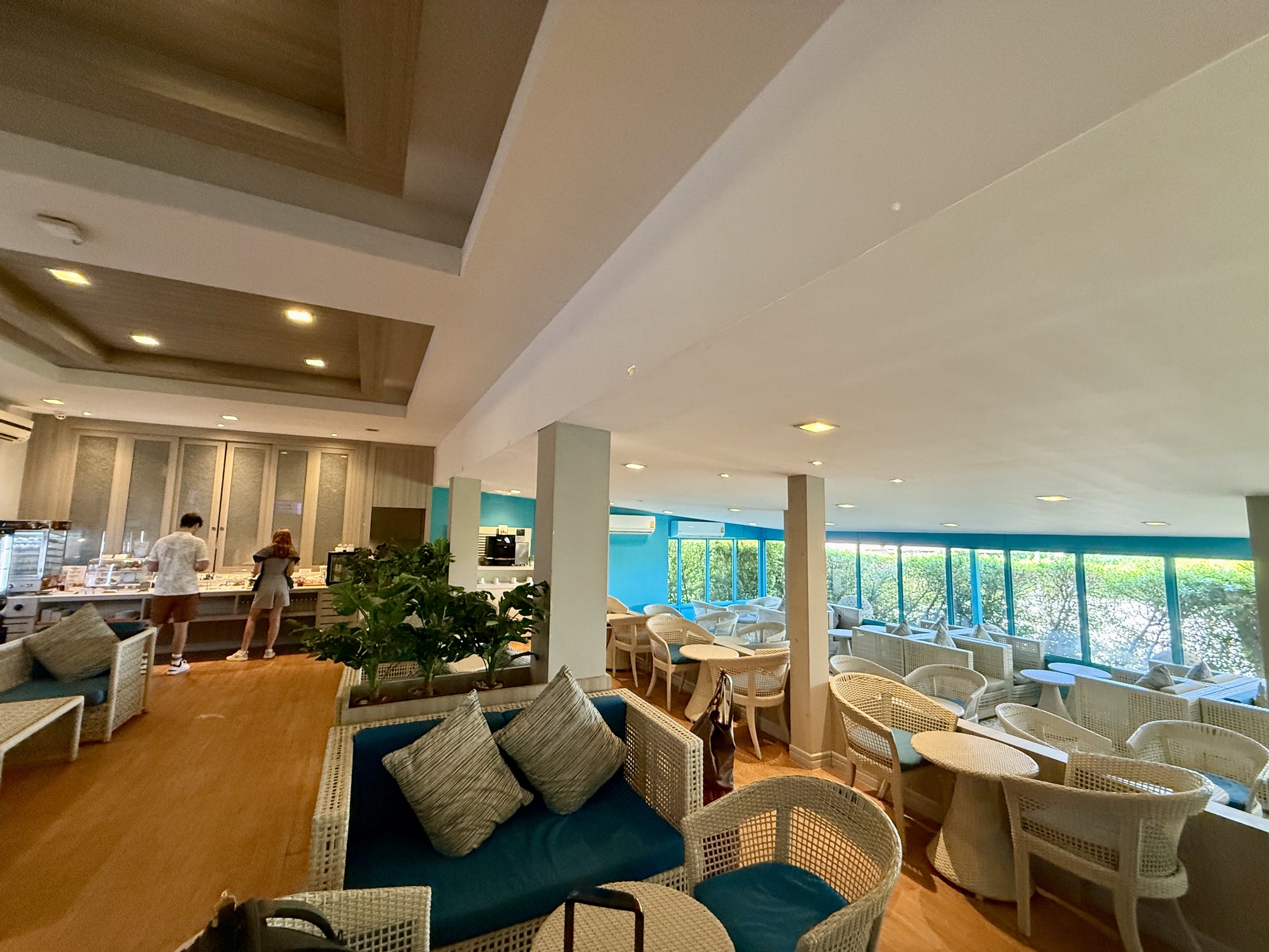 Blue Ribbon Club Lounge Samui