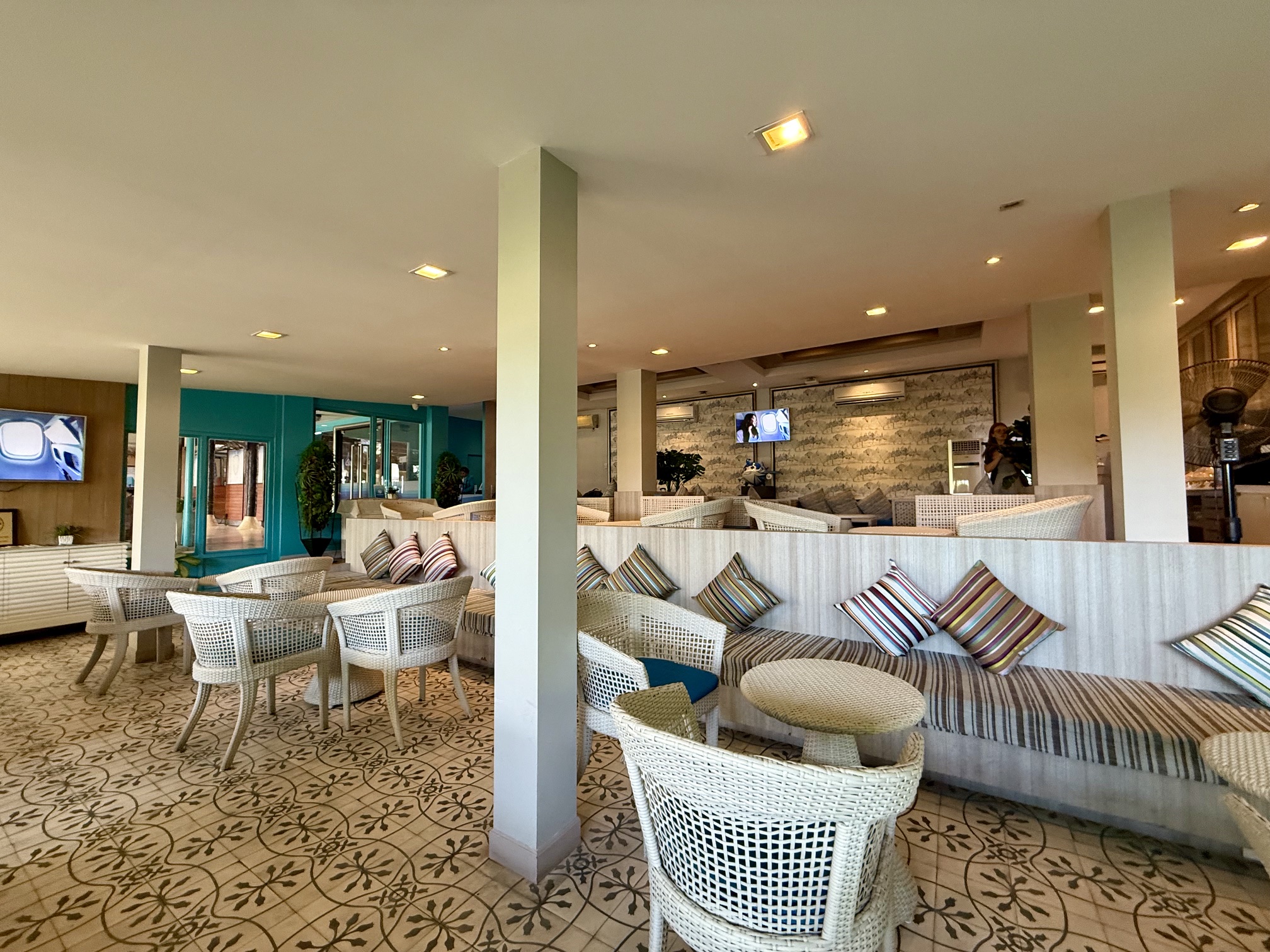 Blue Ribbon Club Lounge Samui