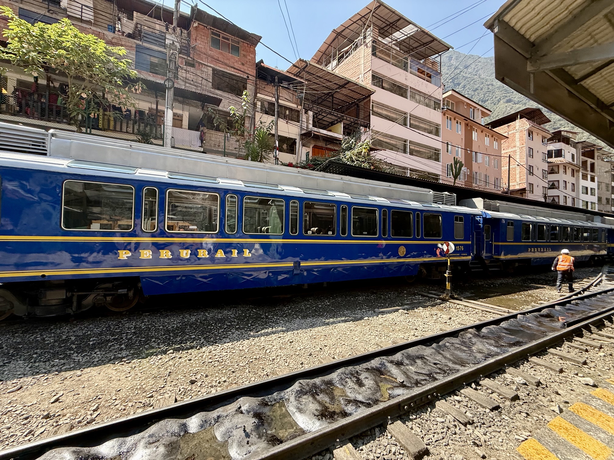 PeruRail Vistadome Observatory